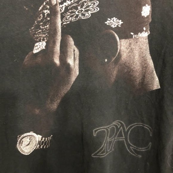 ICONIC RAPPER TUPAC SHAKUR 2PAC T-SHIRT - Picture 3 of 4